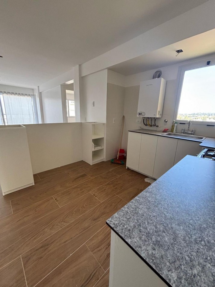 OPORTUNIDAD SE VENDE DEPARTAMENTO 2 AMBIENTES A METROS DEL MAR 