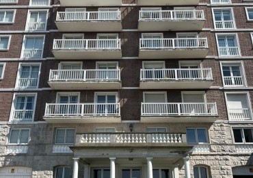 OPORTUNIDAD DEPARTAMENTO 6 AMBIENTES EN PLAYA GRANDE